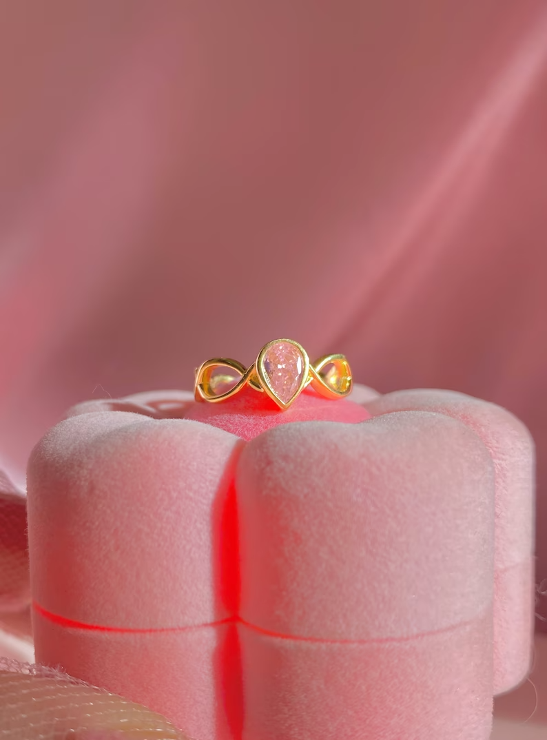 Barbie_Swan_Lake_Princess_Odette_Ring