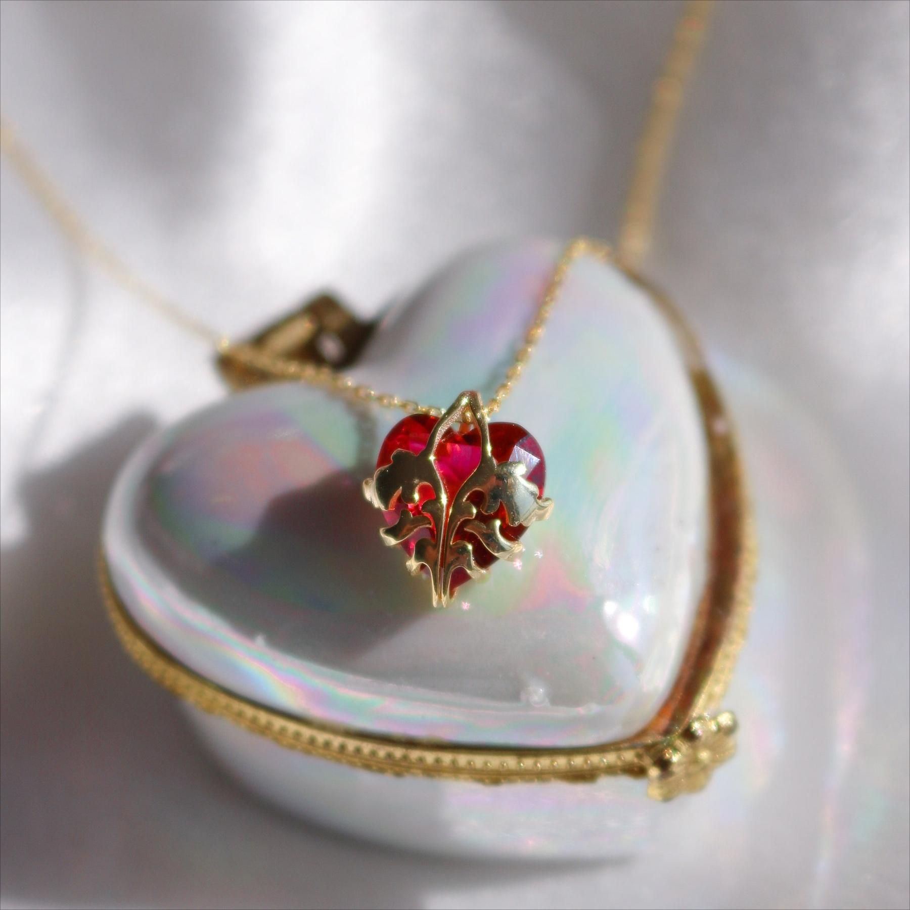 Bloom Winx Club Heart Necklace