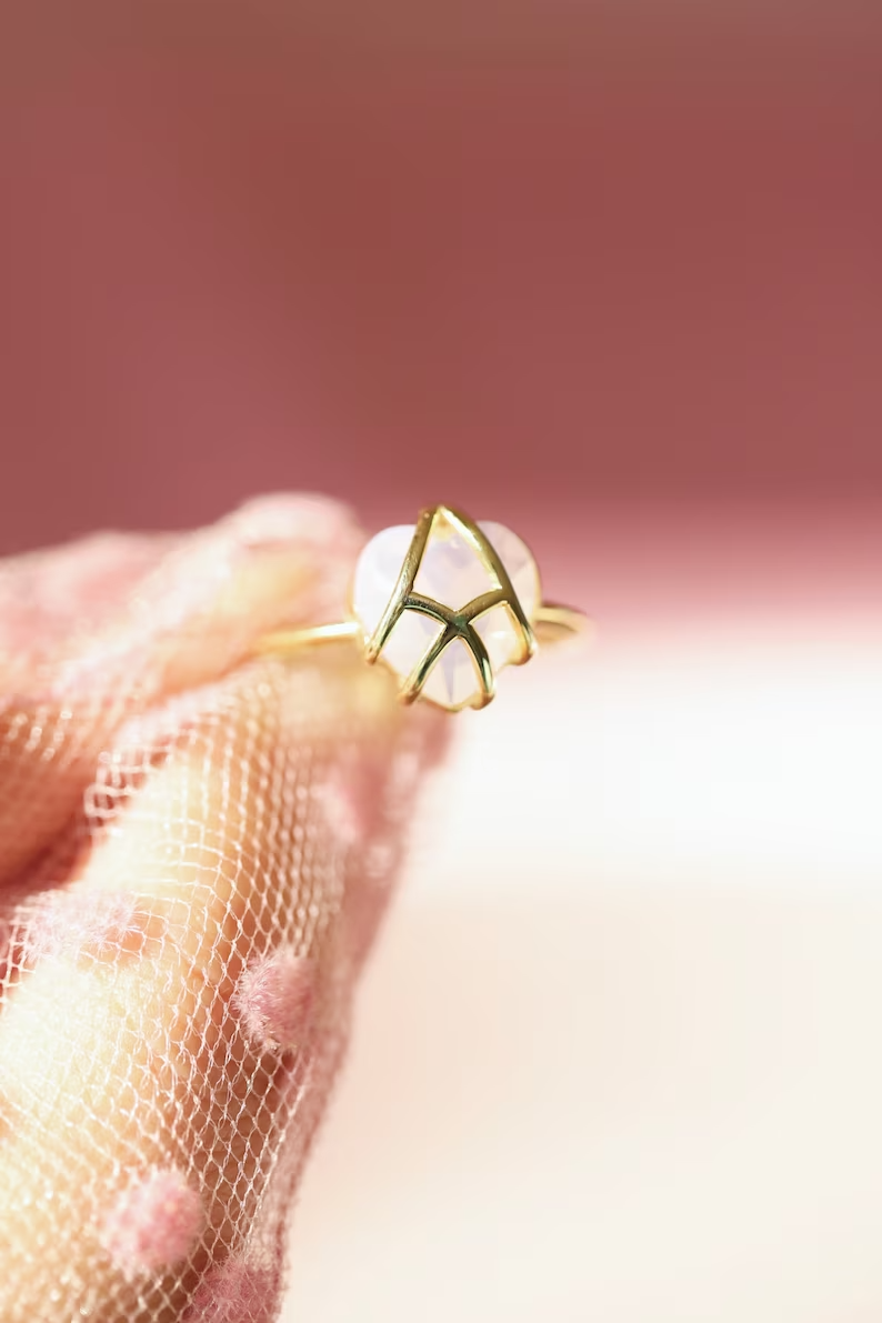 Barbie and the Diamond Castle Princess Liana and Alexa Heart ring