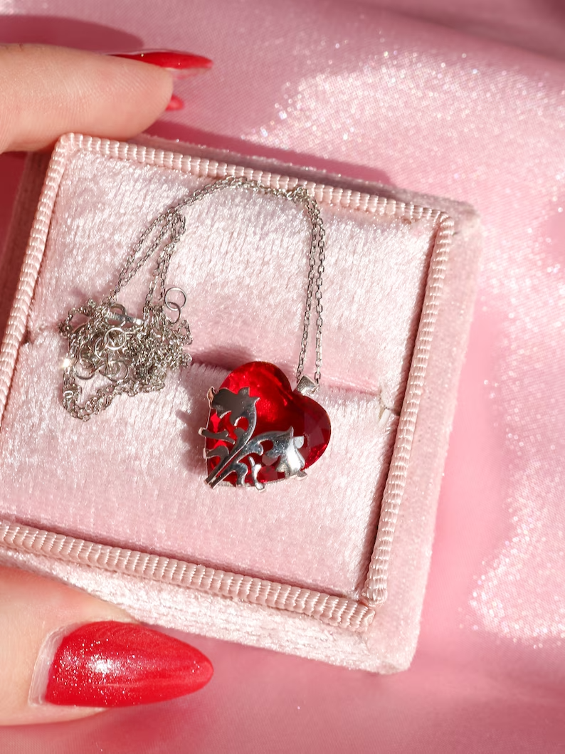 Bloom Winx Club Heart Necklace