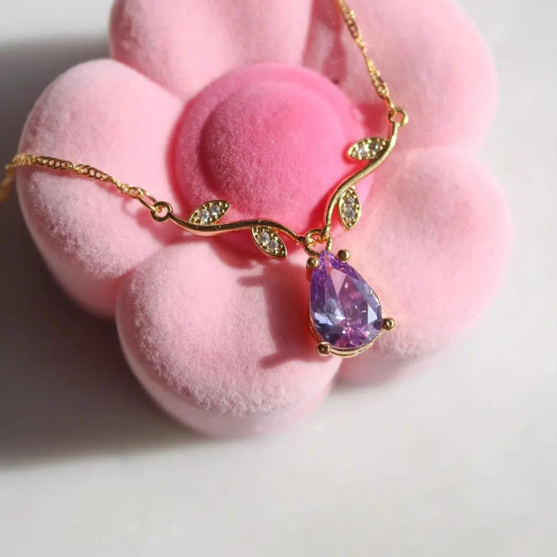 Princess Rosella Necklace