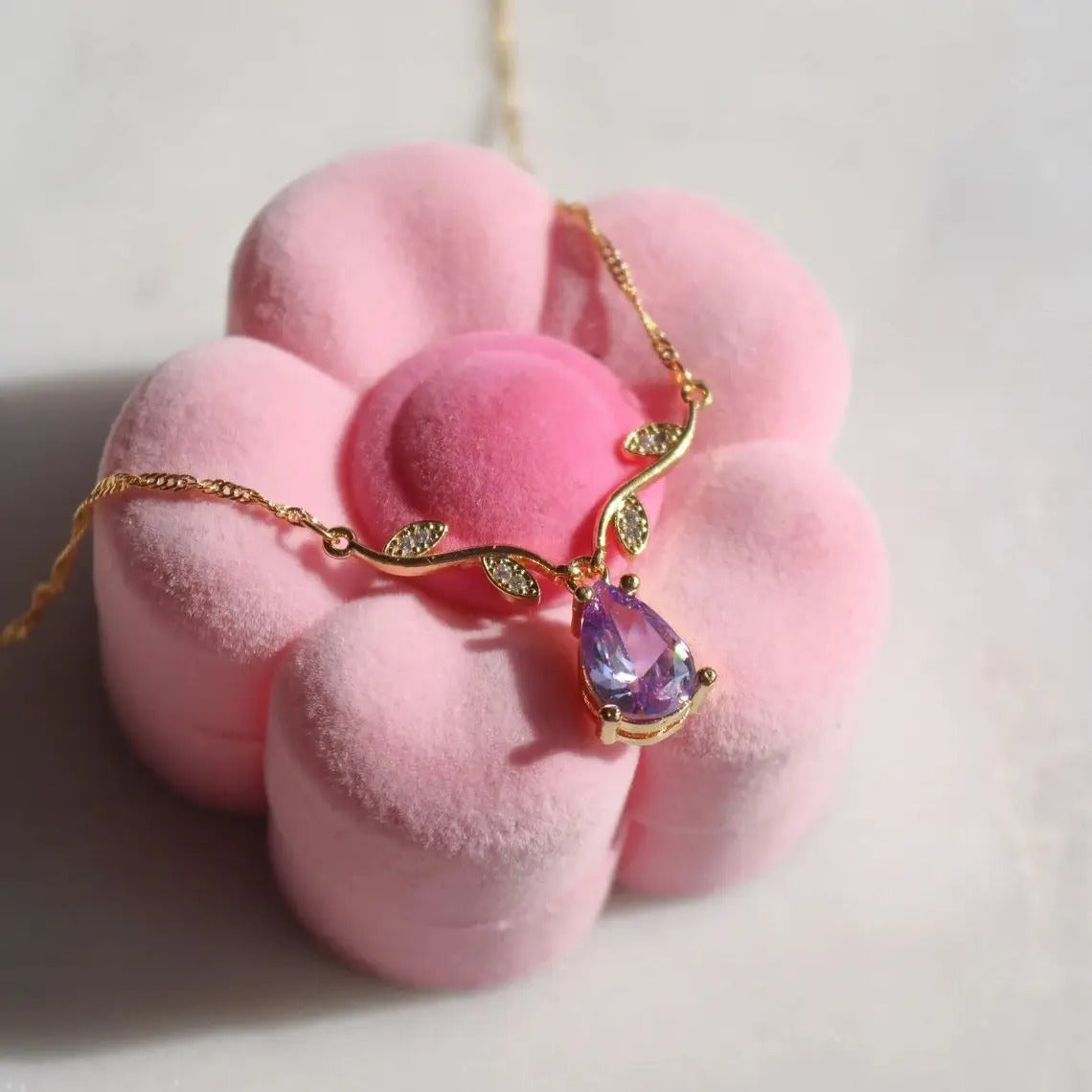 Princess Rosella Necklace