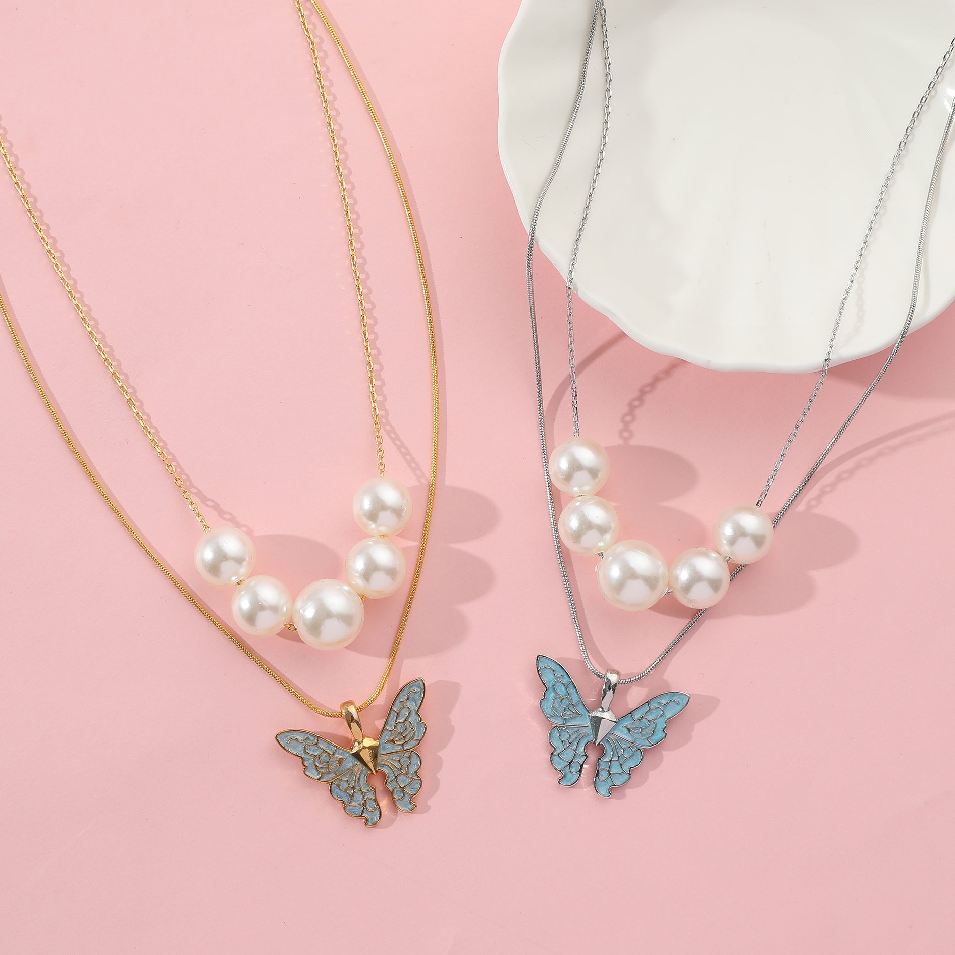 Barbie Fairytopia Mermaidia Princess Elina Butterfly Mariposa Pearl Necklace