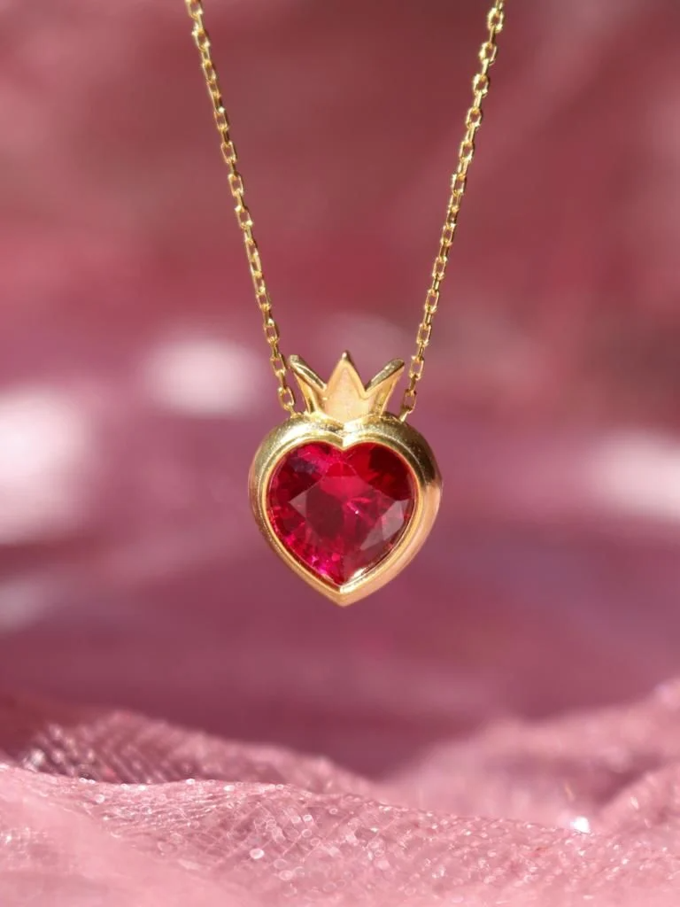 Barbie Princess Charm School Blair Necklace